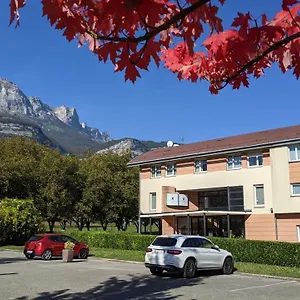 Le Domaine Des Fontaines - & Petit Dejeuner Hotel