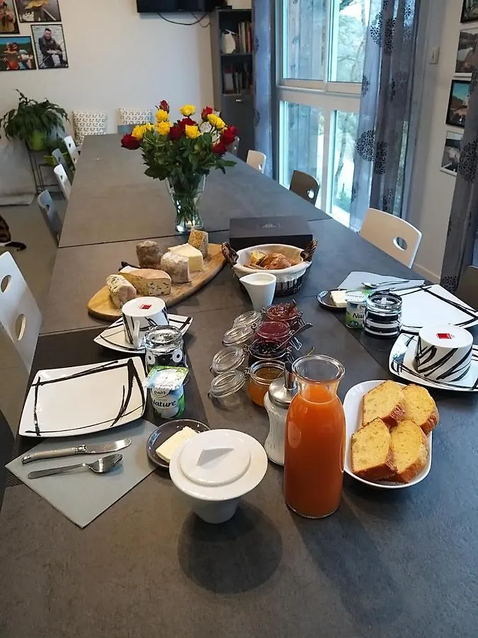 Le Grand Val Bed and Breakfast Lavastrie