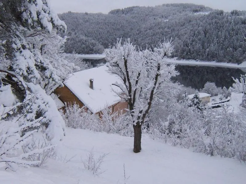 Bed & Breakfast Le Grand Val Bed and Breakfast Lavastrie